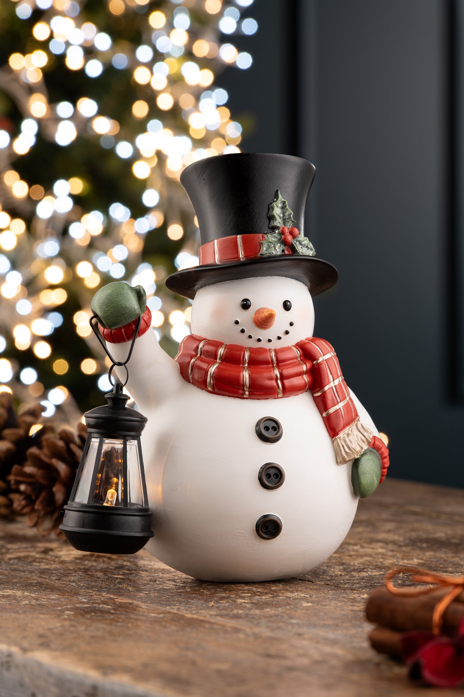 Aynsley Snowman & Lantern LED-Goviers