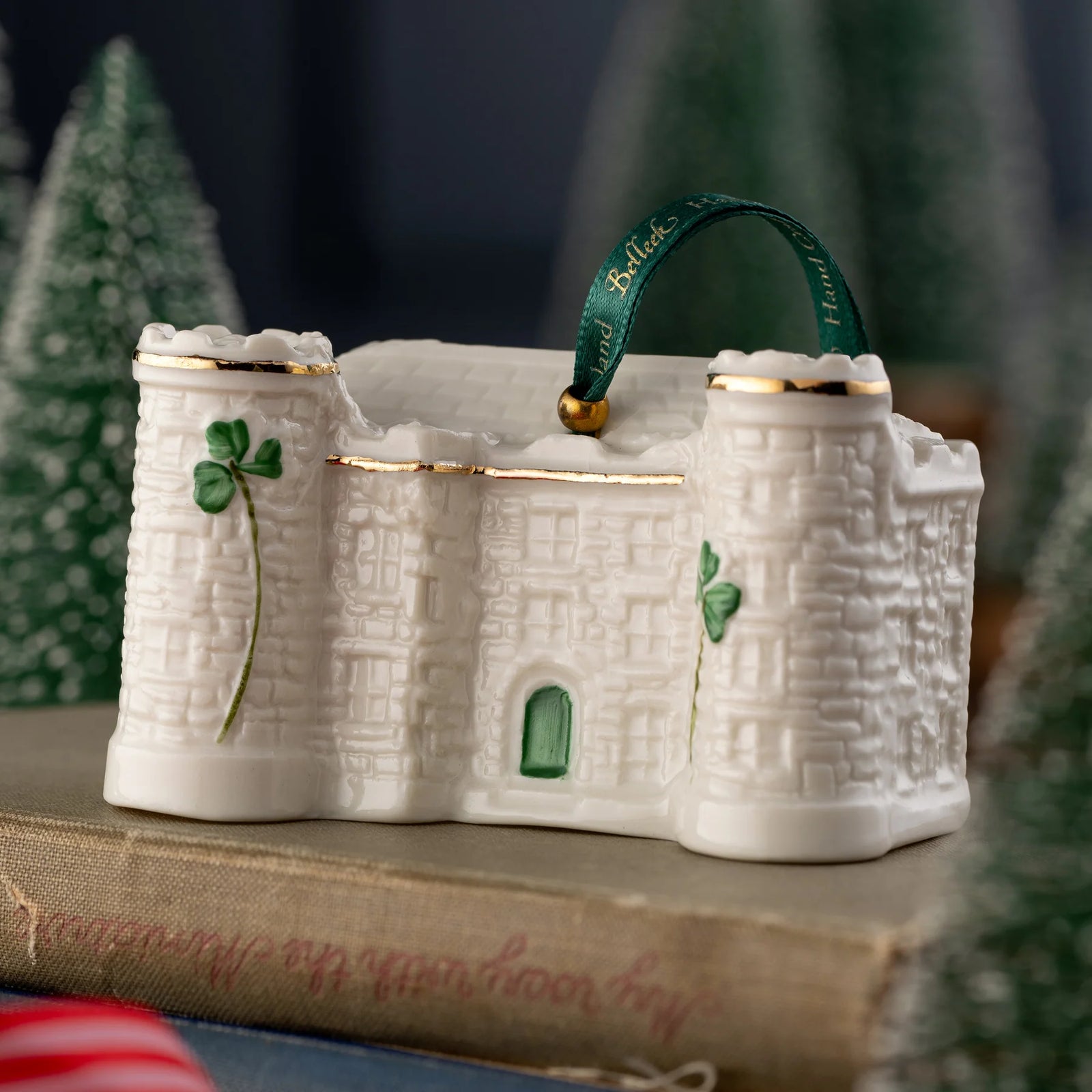 Belleek Classic Annual Ornament 2026 - Kilkenny Castle-Goviers