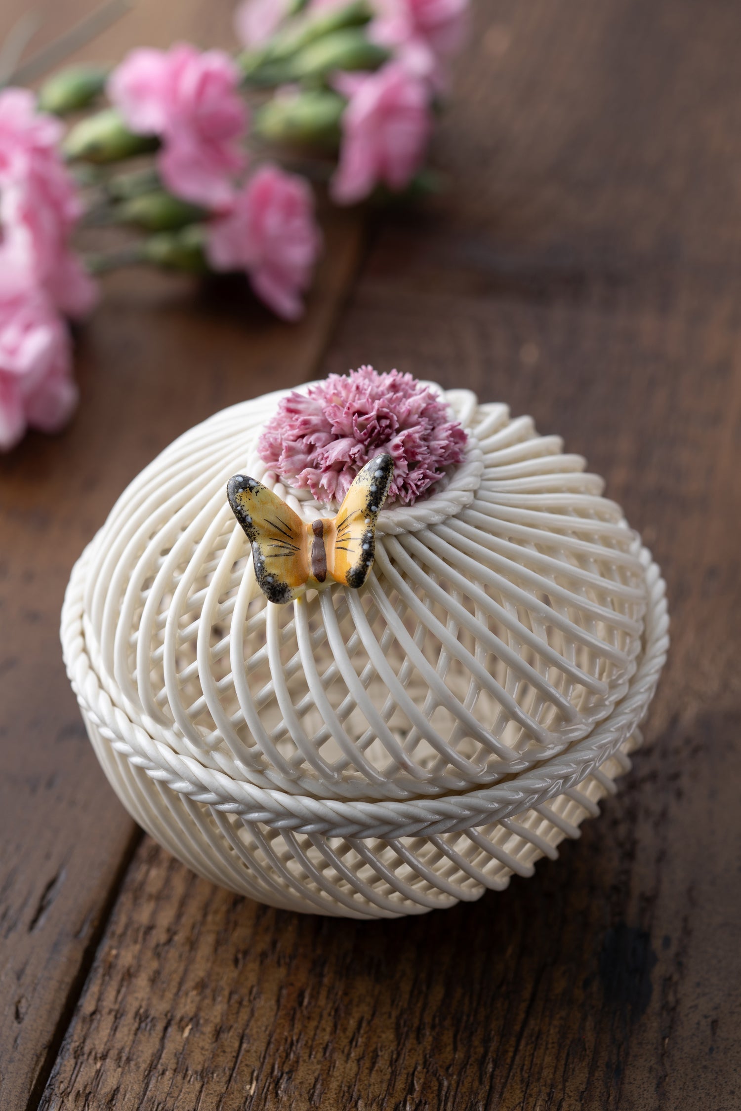 Belleek January Carnation Basket-Goviers