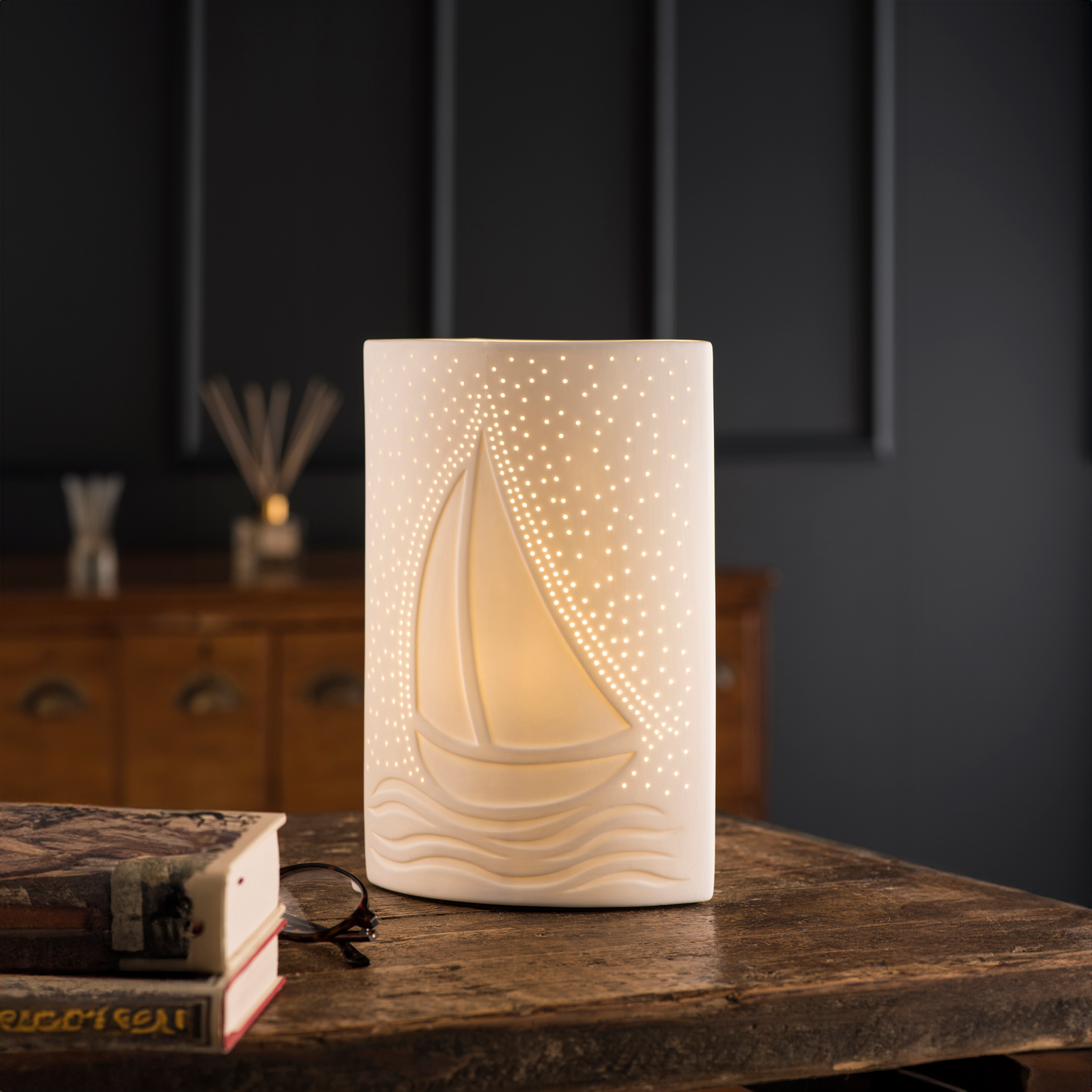 Belleek Sail Away Luminaire-Goviers