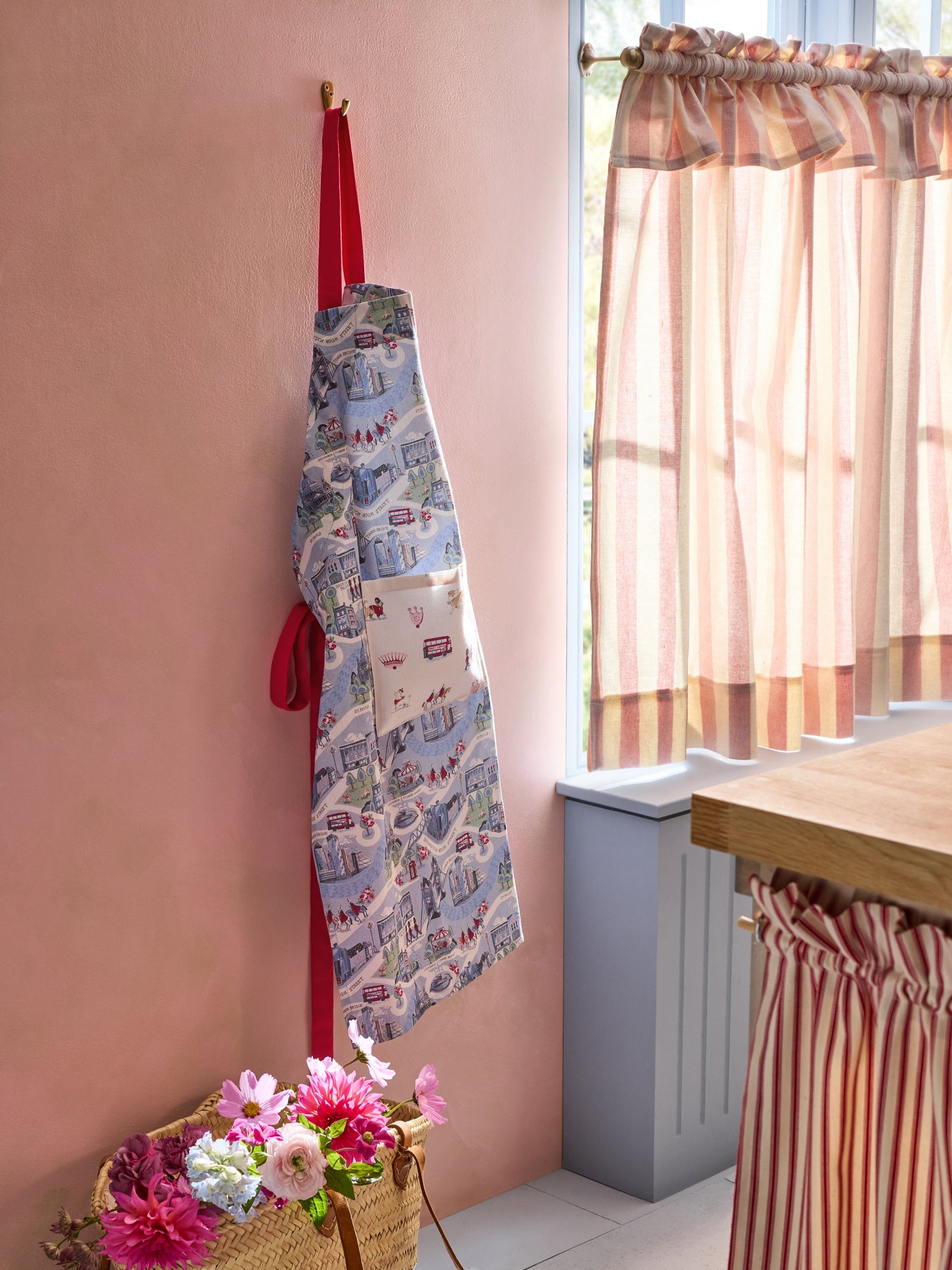 Cath Kidston London Town Apron-Goviers