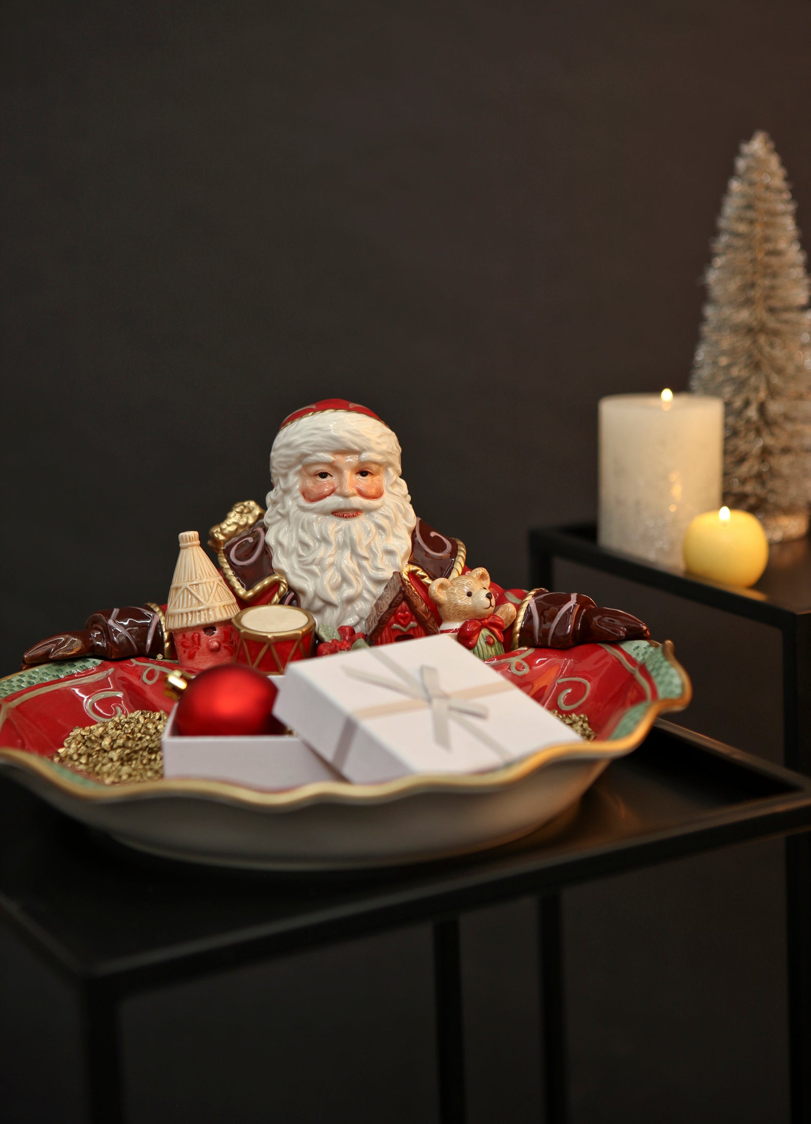 Fitz and Floyd Bowl Santa Presents-Goviers