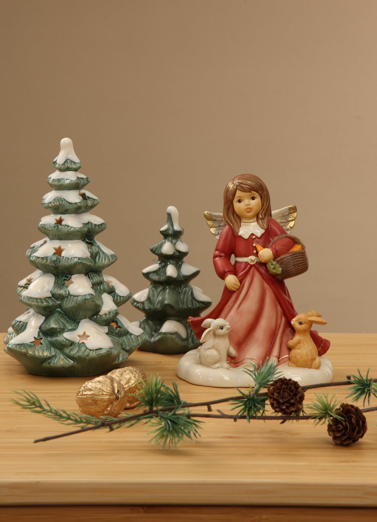 Goebel Angel Cuddly Friends-Christmas-Goviers