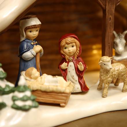 Goebel Nativity Mary-Goviers