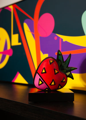 Goebel Strawberry - Romero Britto-Goviers