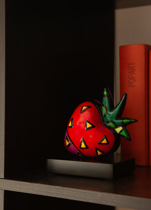 Goebel Strawberry - Romero Britto-Goviers