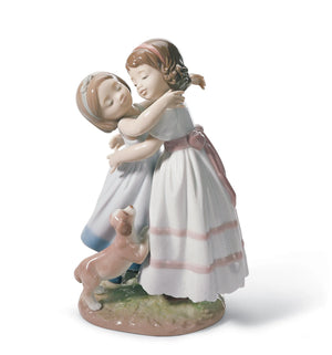 Lladro Give me a hug! Children Figurine-Goviers