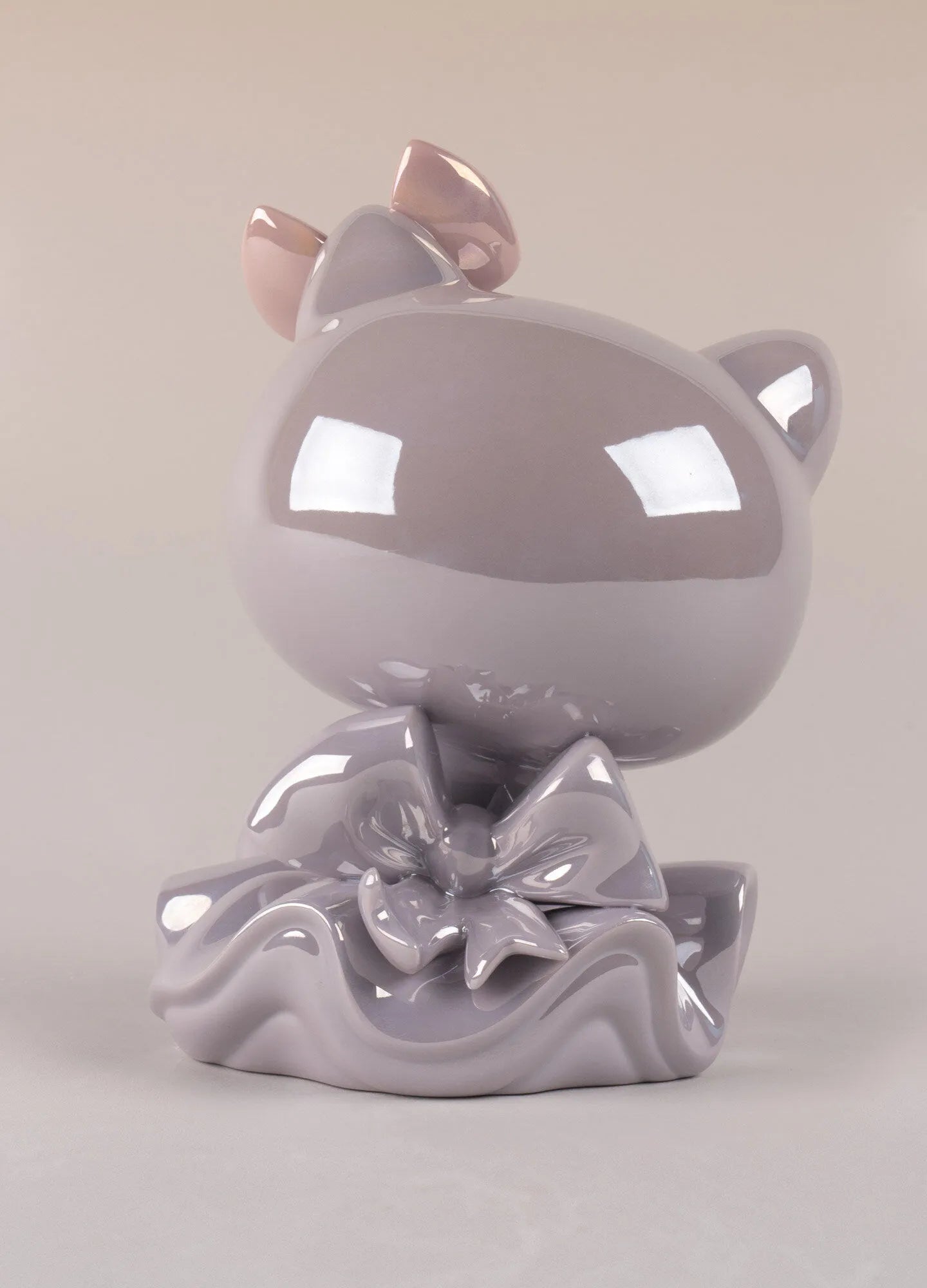 Lladro Hello Kitty - Goviers of Sidmouth