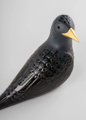 Lladro Starling II Figurine. Black-Goviers