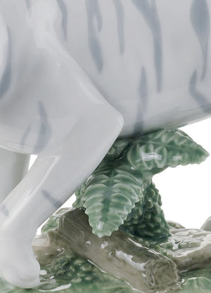 Lladro The Tiger Figurine-Goviers