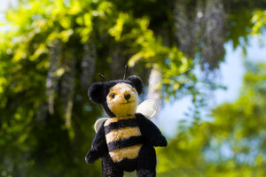 Merrythought Little Bee-Goviers