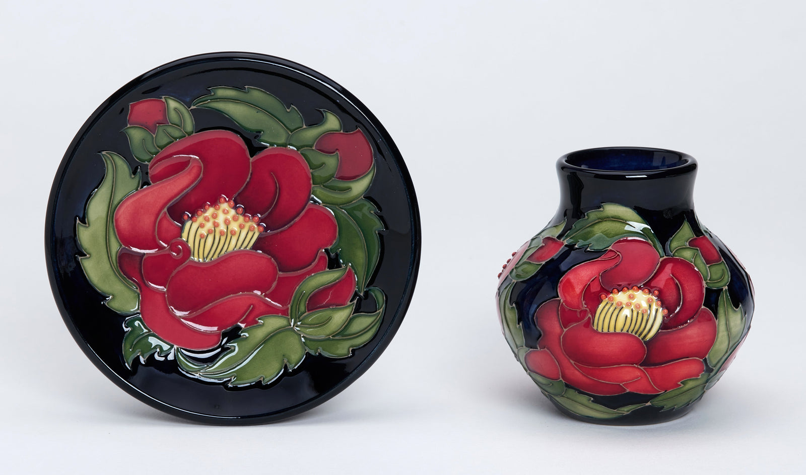 Moorcorft Yuletide Vase-Goviers