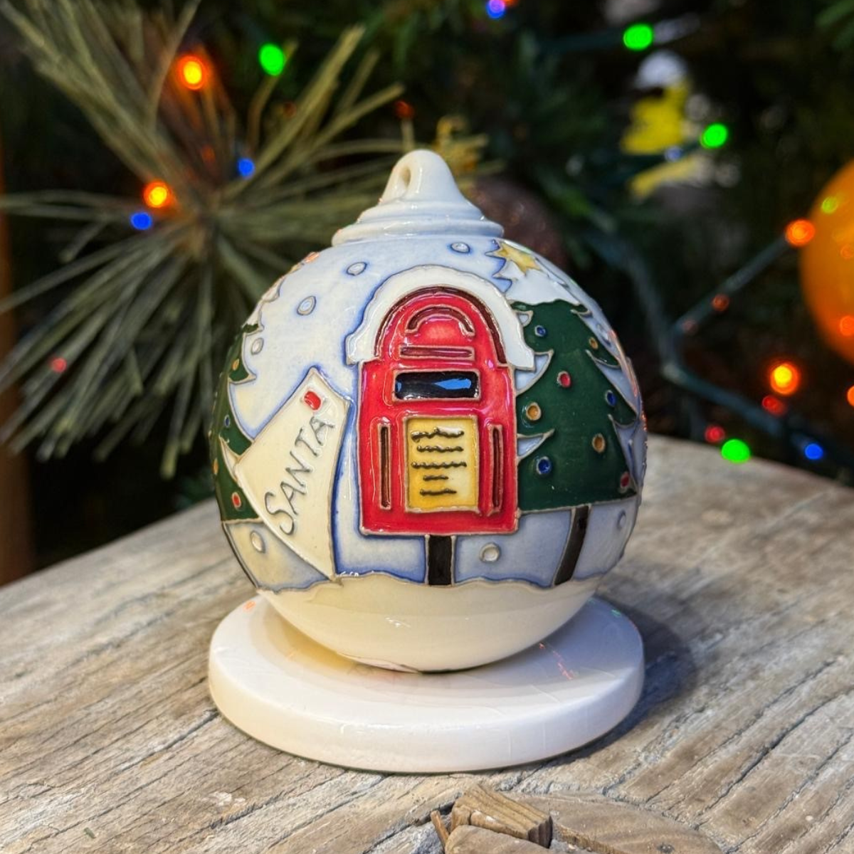 Moorcroft Special Delivery Bauble-Goviers