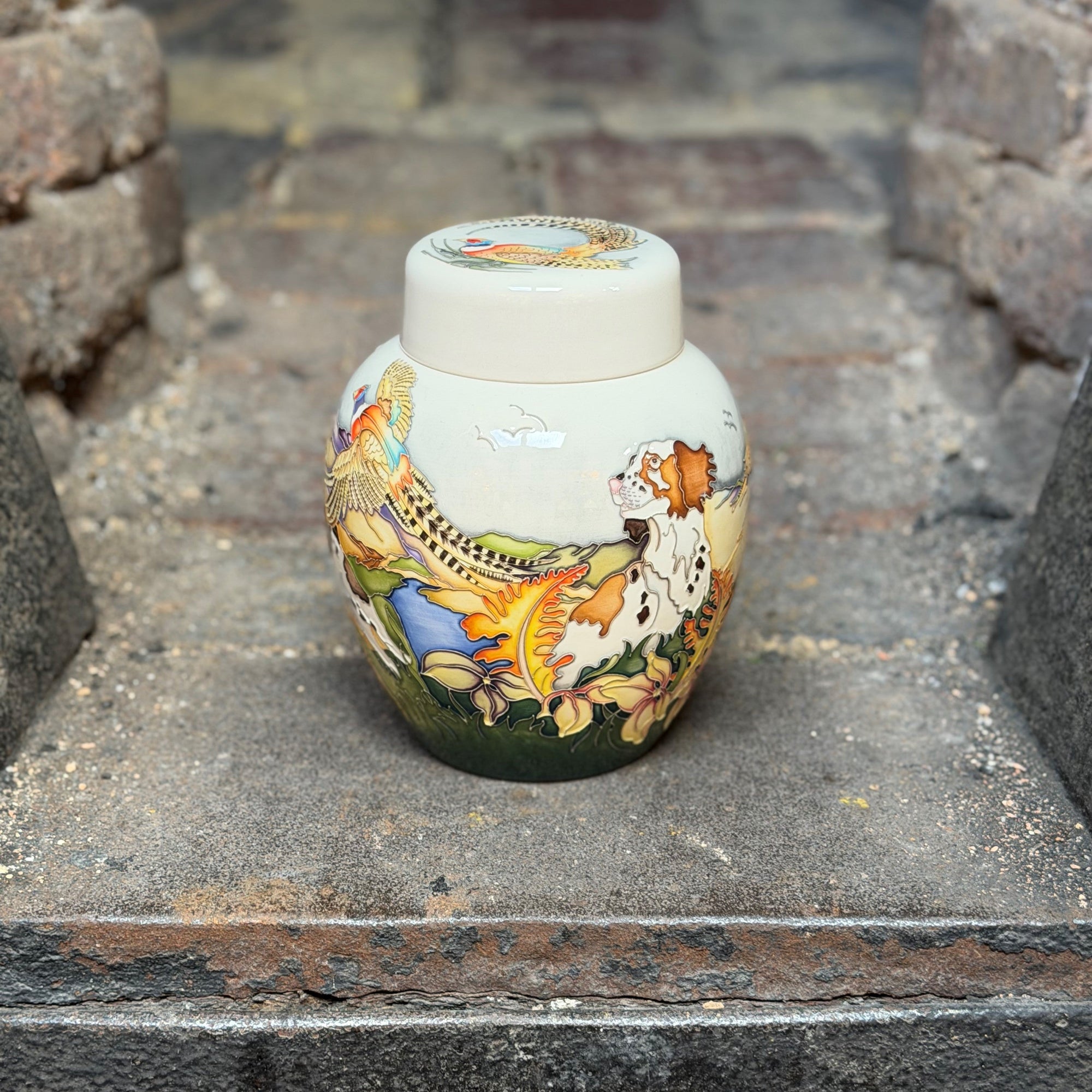 Moorcroft - 信頼できる Moorcroft 陶器のオンラインショップ