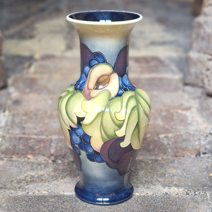 Moorcroft Vine & Fruit 00/10-Goviers