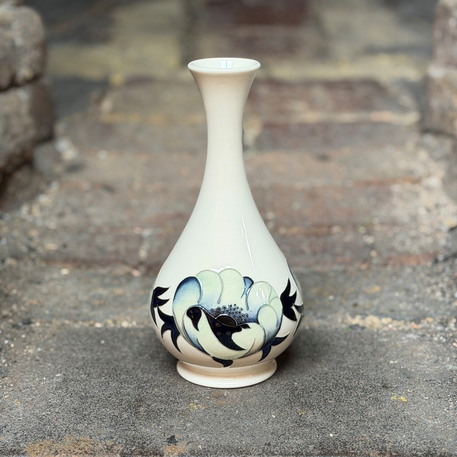 Moorcroft Voyager Poppy Vase 80/9-Goviers