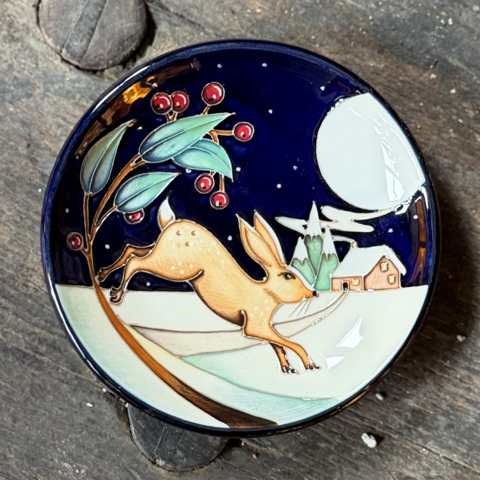 Moorcroft Whispers In The Snow Coaster - Red-Goviers