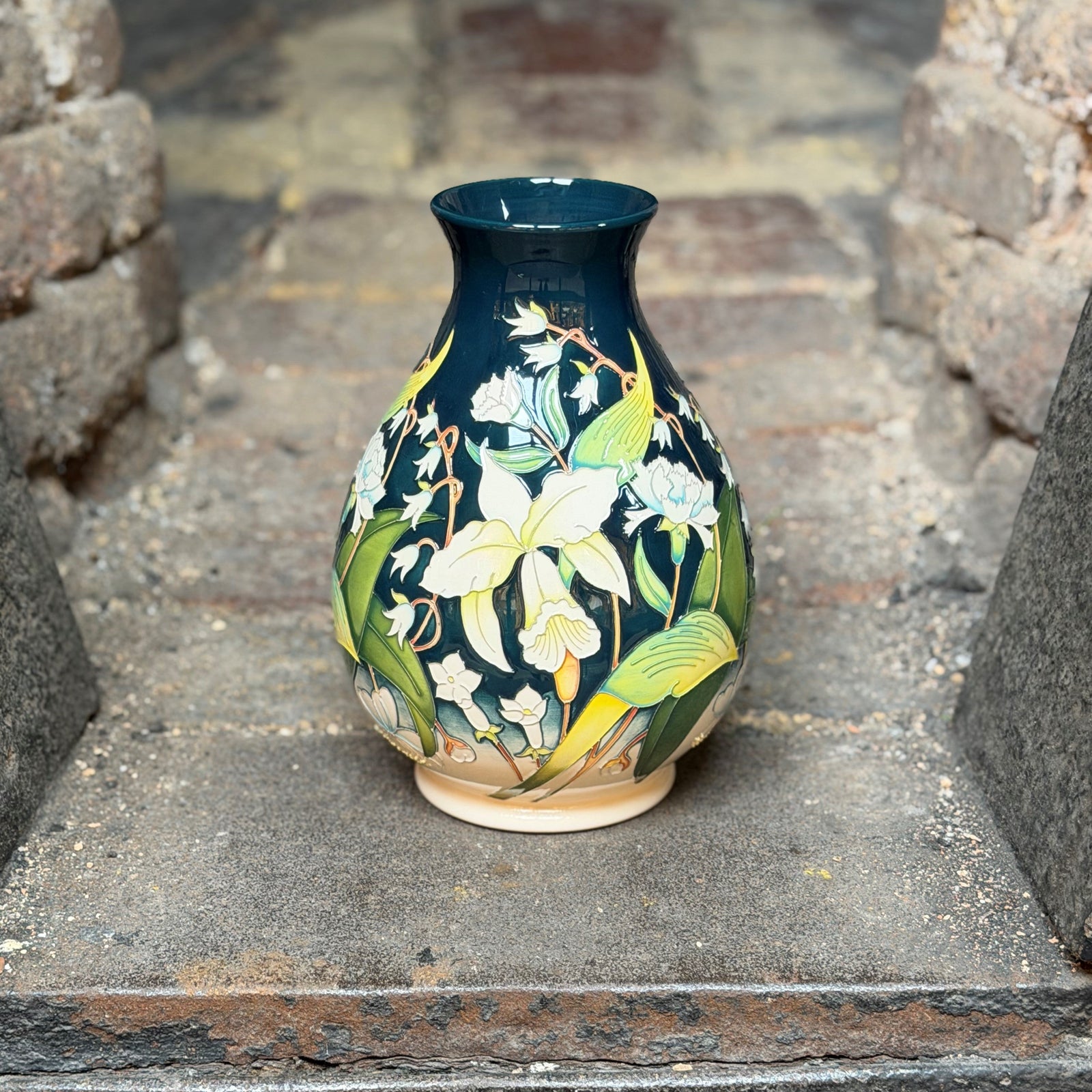 Moorcroft White Bouquet Vase-Goviers