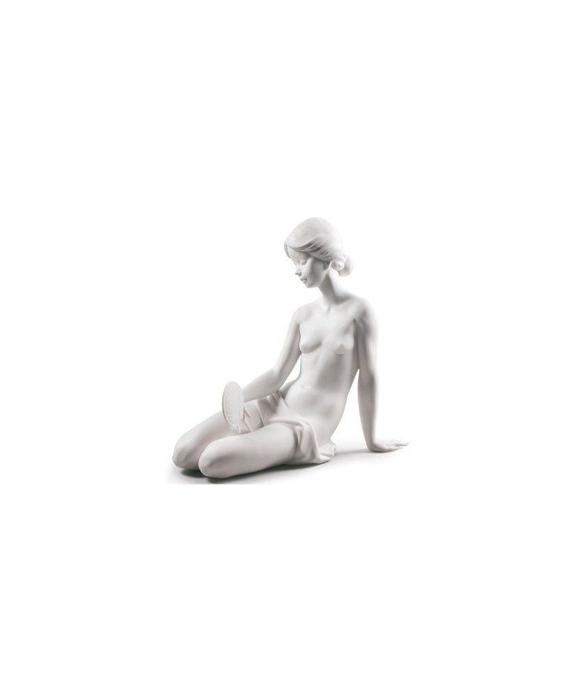 Nao Nude with fan-Goviers