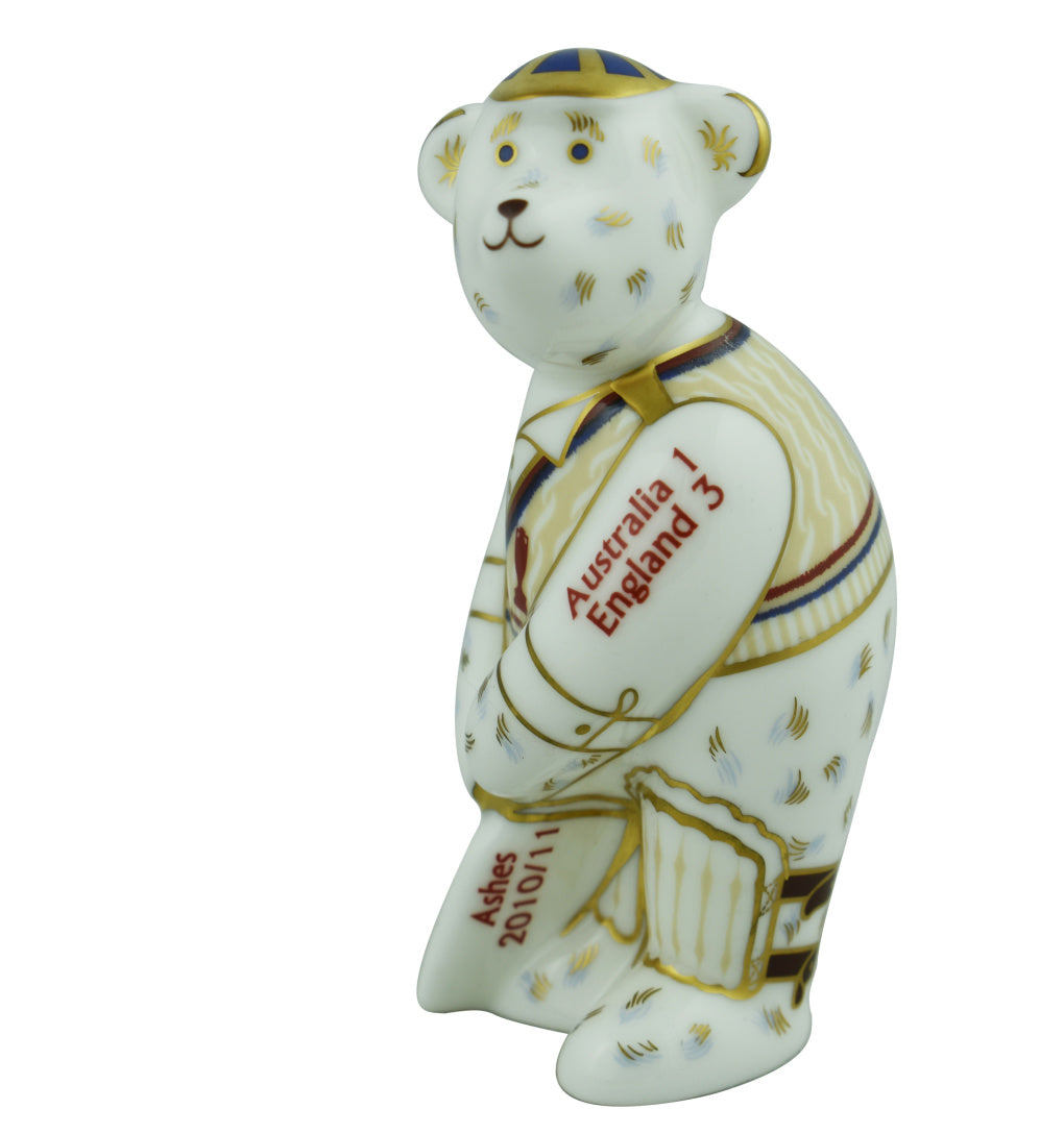 Royal Crown Derby Mini Cricketer Bear Ashes 10/11-Paperweights-Goviers