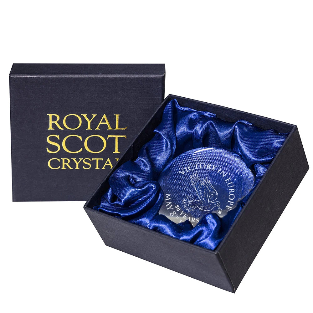 Royal Scot Crystal VE Day 80 Paperweight, Goviers Exclusive-Goviers