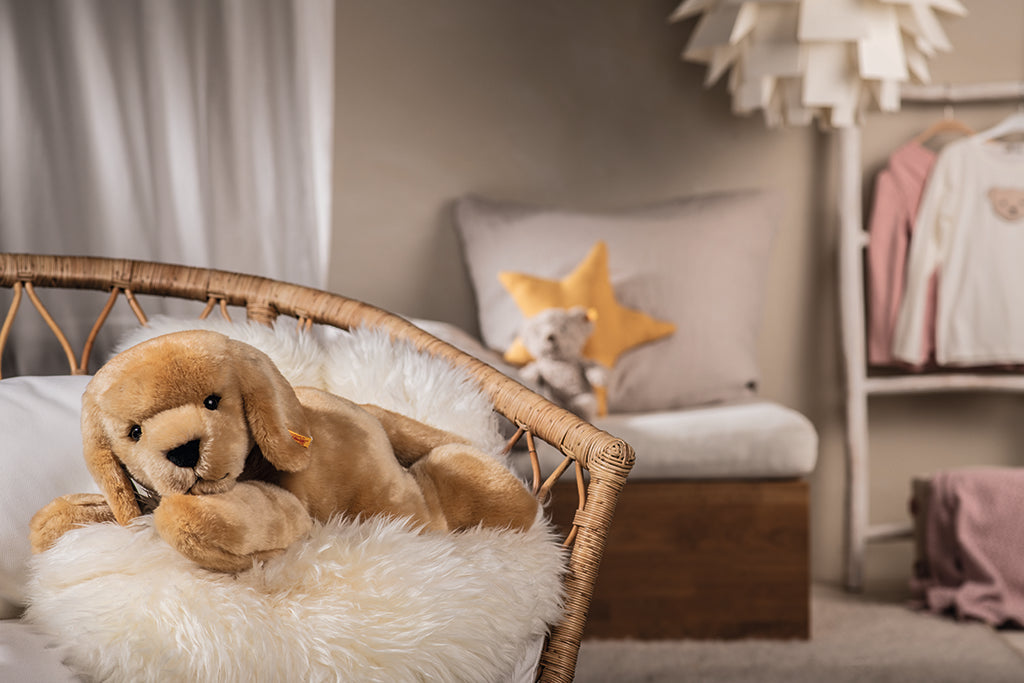 Steiff Heavenly Hugs Henny Dog-Goviers