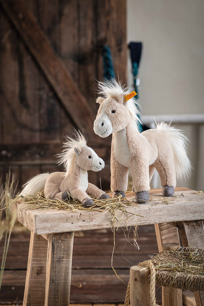 Steiff Soft Cuddly Friends Gola Horse-Goviers