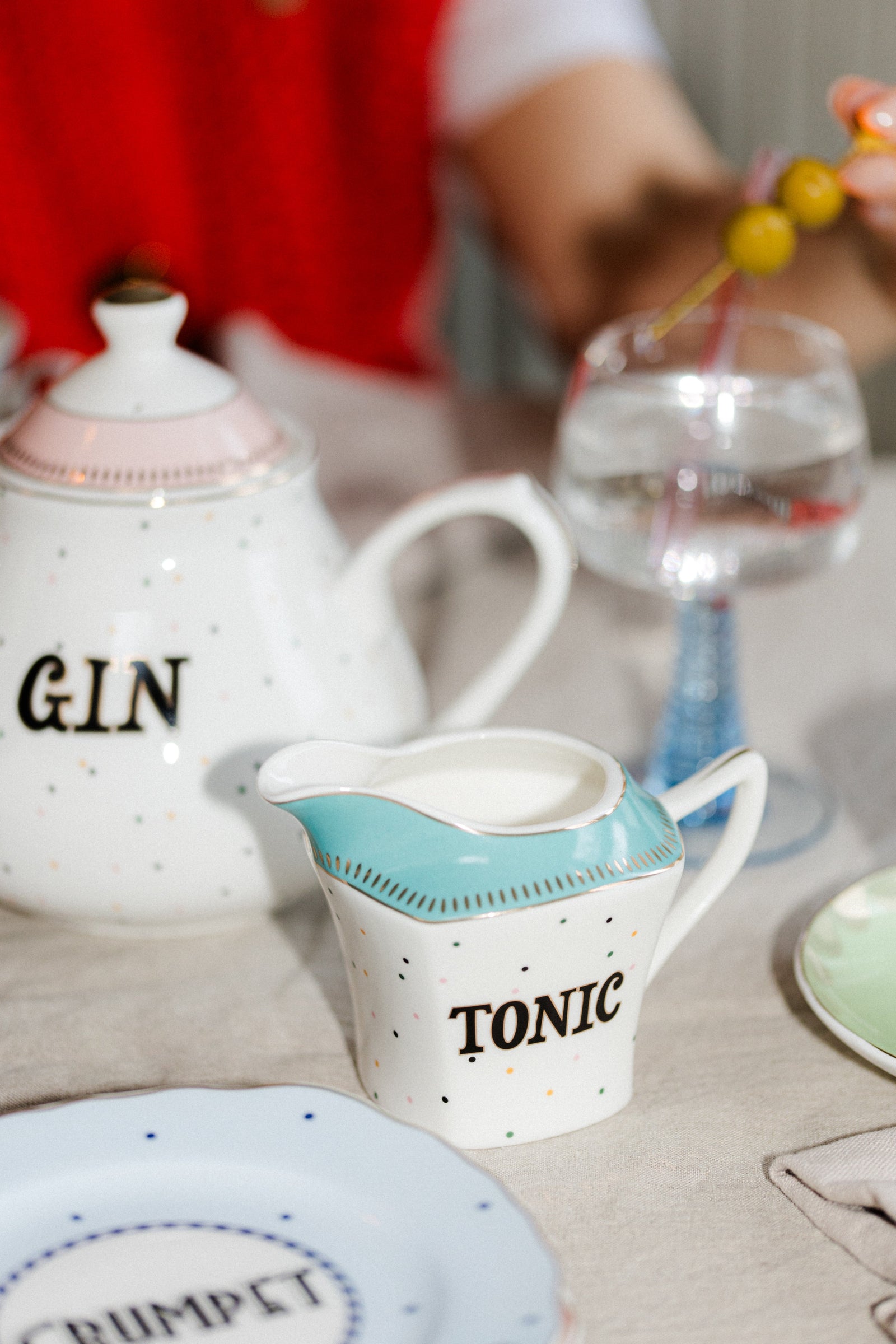 Yvonne Ellen Boozy Teapot - Gin-Goviers