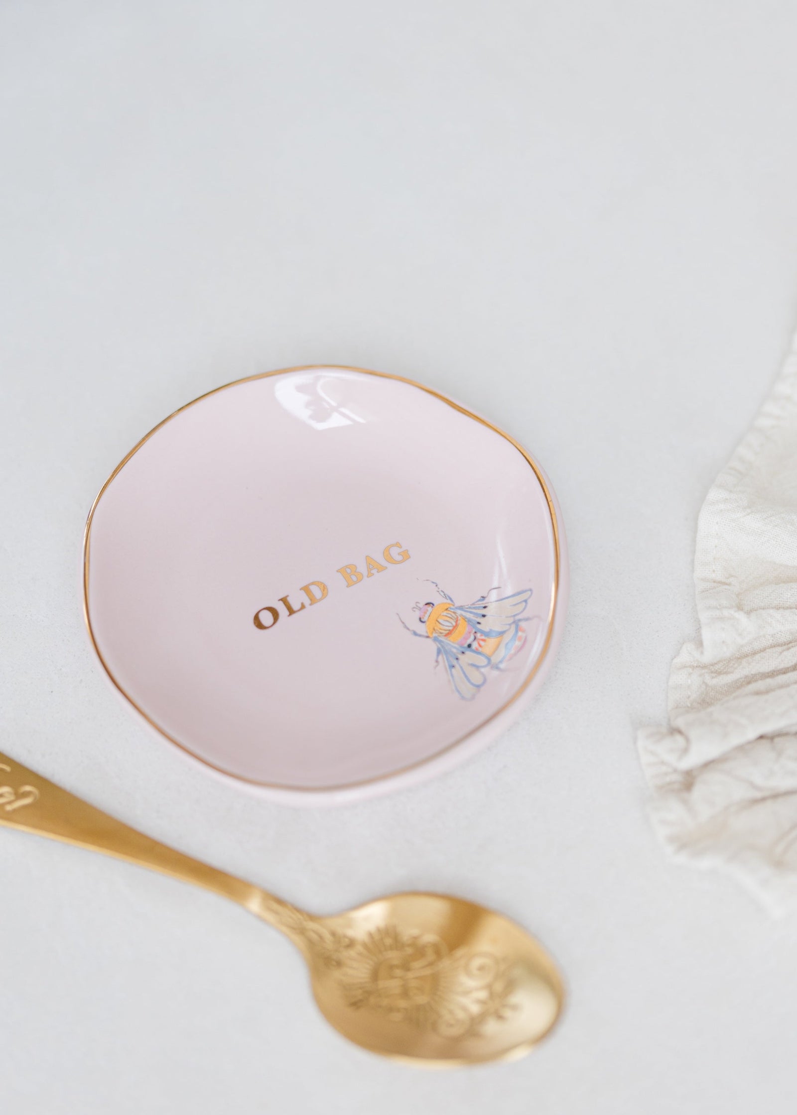 Yvonne Ellen Teabag Tidy - Bee-Goviers