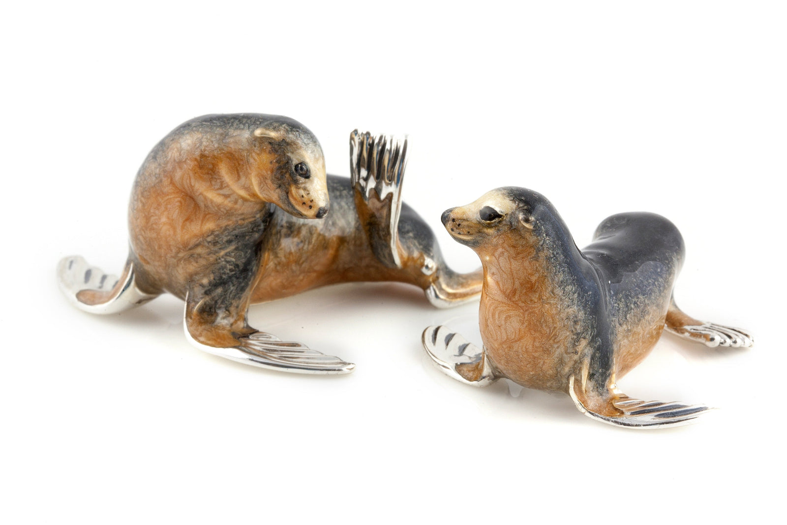 Saturno Sea Lion Small-Silver-Goviers